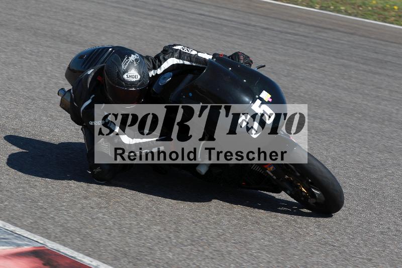 /Archiv-2022/05 04.04.2022 Plüss Moto Sport ADR/Freies Fahren/35